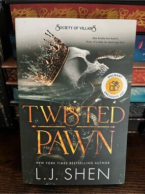 Twisted Pawn by L. J. Shen - Dark Green & Gold Hardcover (Walmart Exclusive Art)